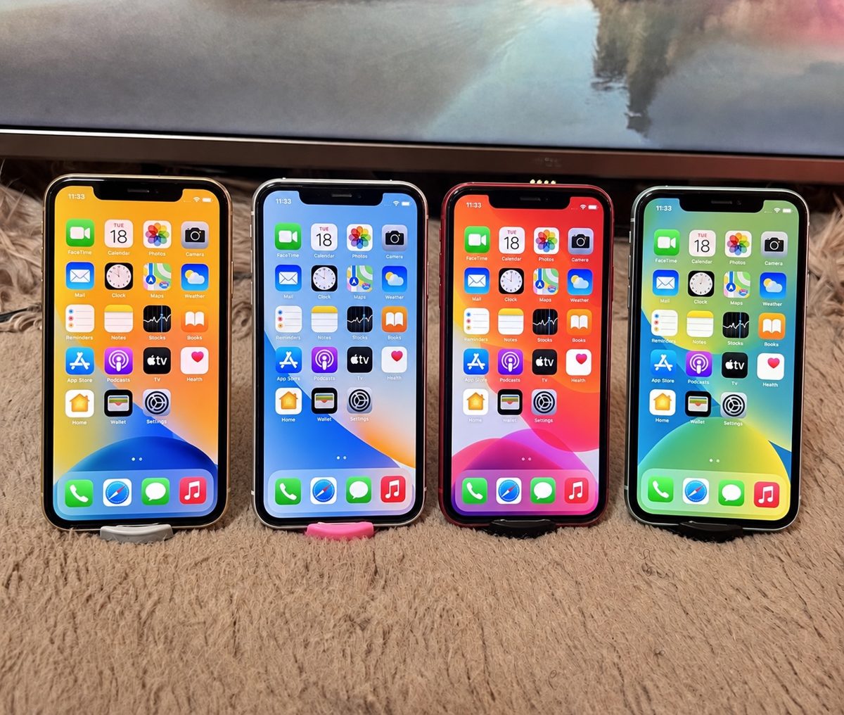 iPhone 11 — Front