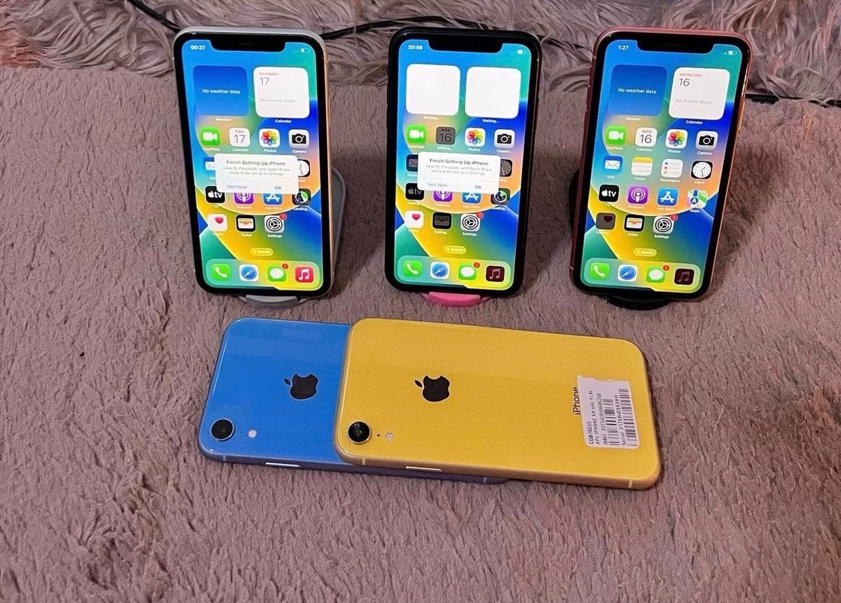 iPhone XR — Front & Back